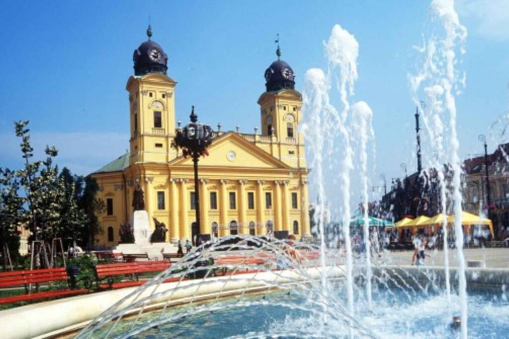 City Center Apartment Debrecen Kültér fotó