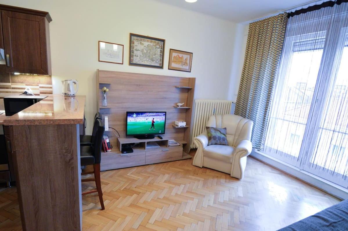City Center Apartment Debrecen Kültér fotó